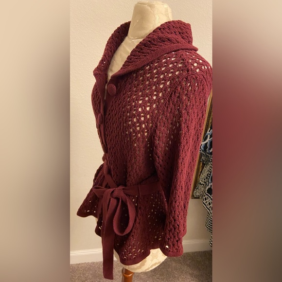 Lane Bryant Burgundy Size 14/16 Crochet Knit Button Down sweater Belted - Picture 5 of 9